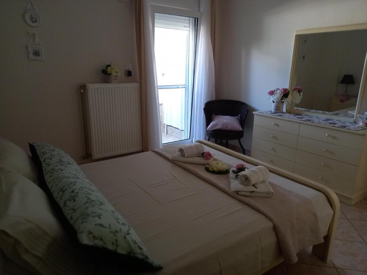 Peramos Apartments Néa Péramos 外观 照片