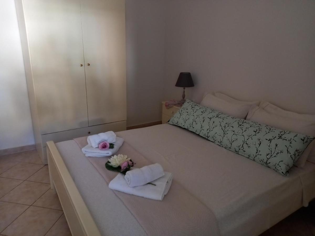 Peramos Apartments Néa Péramos 外观 照片