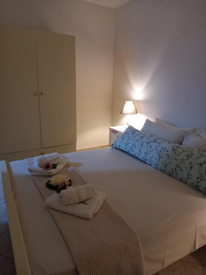 Peramos Apartments Néa Péramos 外观 照片